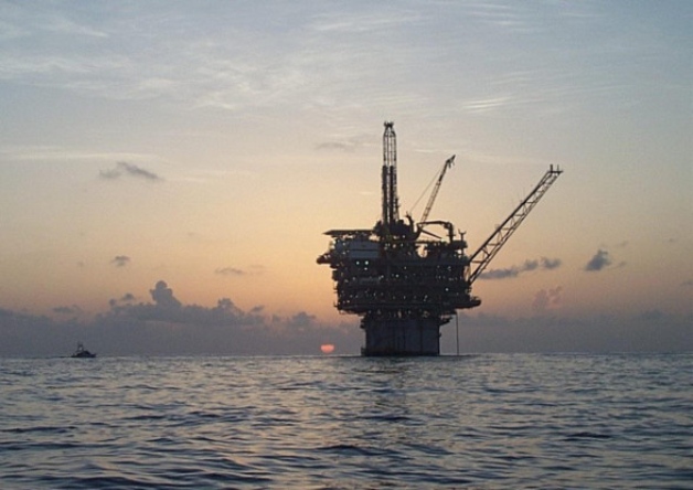 Oil and Gas Firms Feel Strain of Crude Price Drop