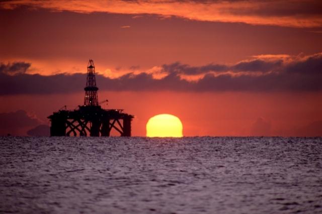 Brent Crude Future Prices Rise Above $61