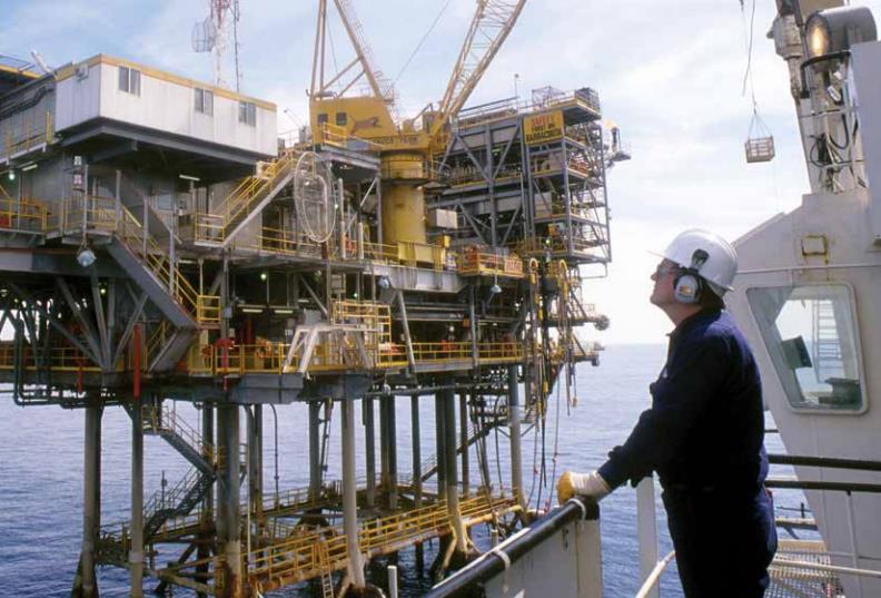 Hundreds of Offshore Jobs Under Threat