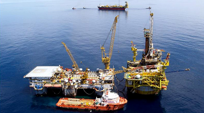 Murphy Drills Dust in Three Wells