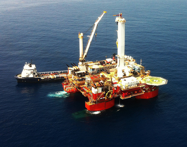 Shell Extends Contract for Helix well Intervention Semi-Sub