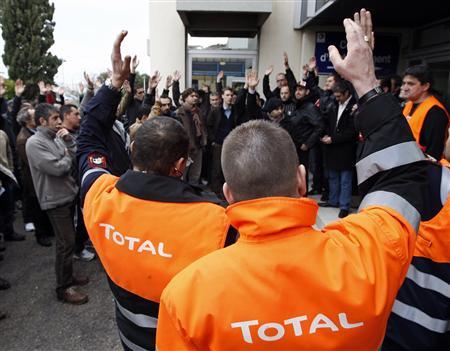 Total to Halt Crude Refining near Marseille