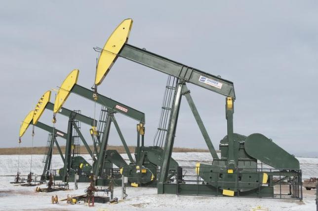 Oil Prices to Stay Weak for at Least a Year
