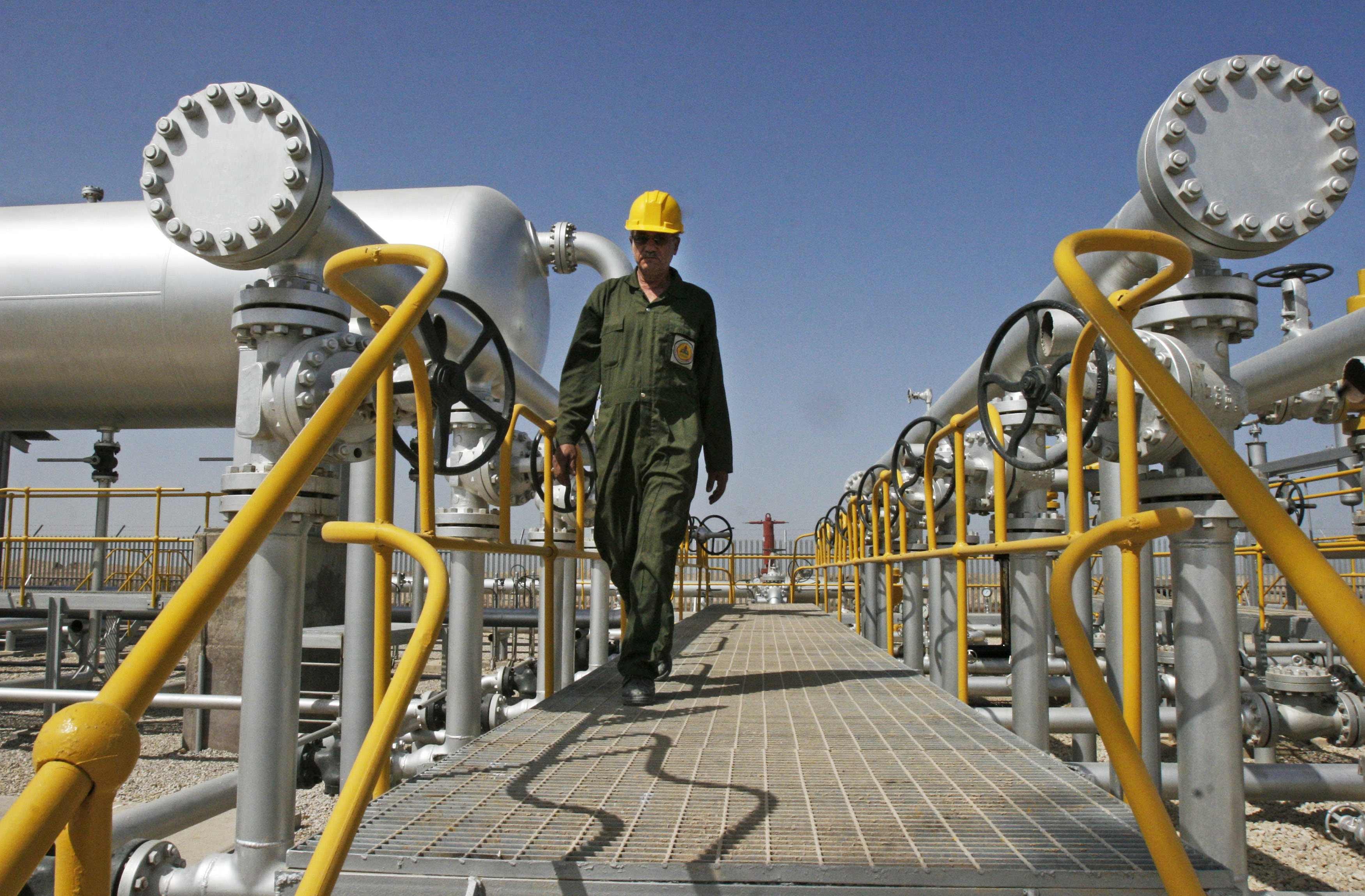 Oil Dives 5% as Worries Over Iran Talks trump Yemen