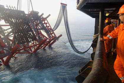 Hejre $1.8 billion Topside Construction Time-Lapse - Video