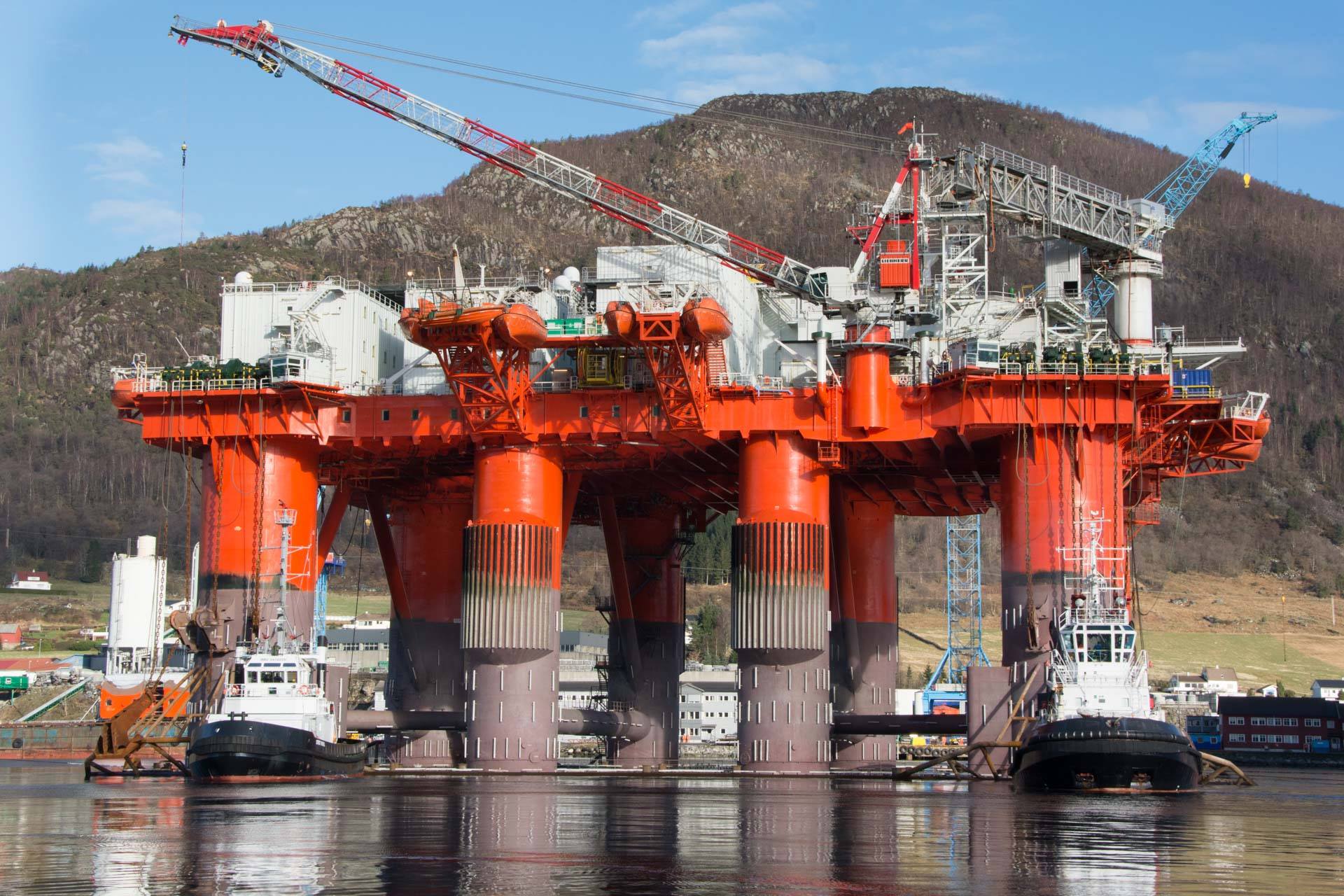 Flotel 'Safe Scandinavia' to Converted to Tender Support Vessel