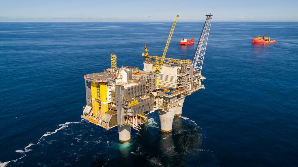 The-Troll-A-platform-in-the-North-Sea.-Photo-Elisabeth-Sahl-Jan-Arne-Wold-Woldcam-Equinor-1024x576.jpg