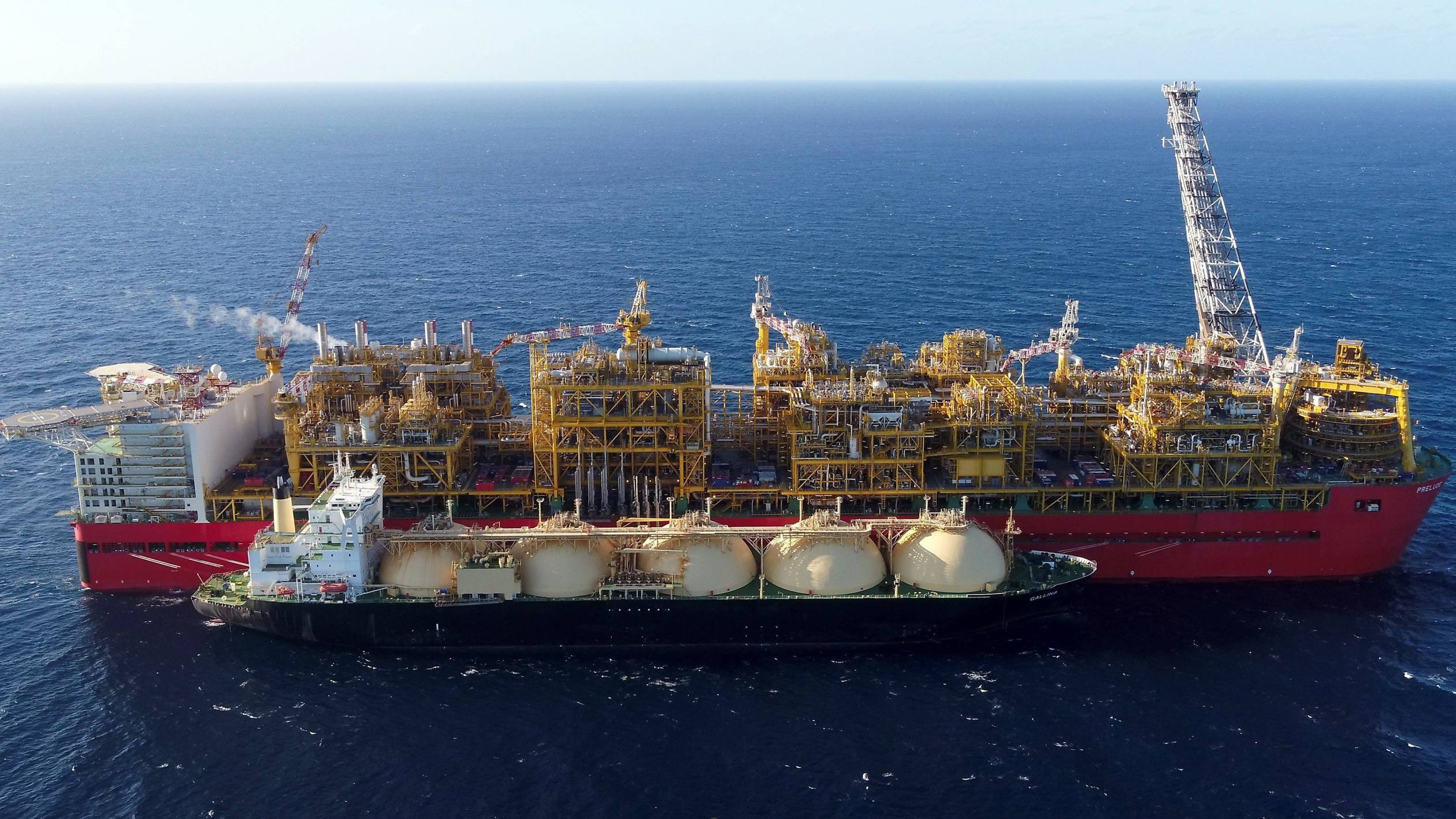 the-lng-carrier-the-gallina-berthed-side-by-side-with-prelude.jpg