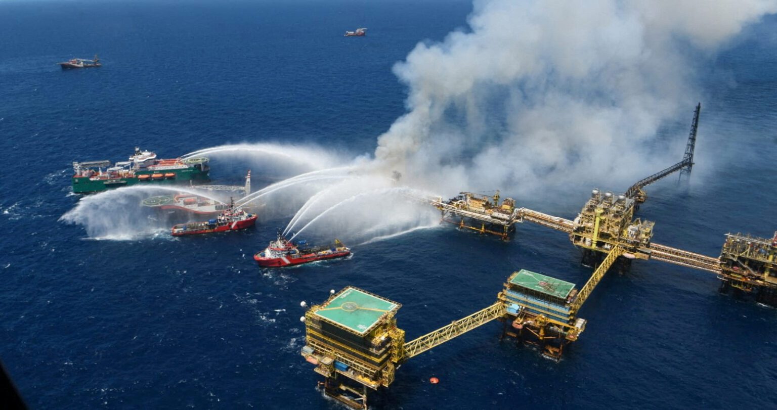 2023-07-08T025121Z_968137841_RC2QY1AS1R8U_RTRMADP_3_MEXICO-PEMEX-FIRE-1536x811.jpg
