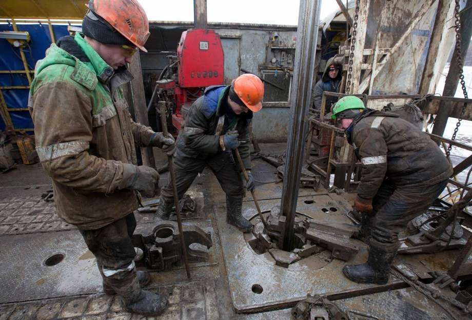Russian_oil2.jpg